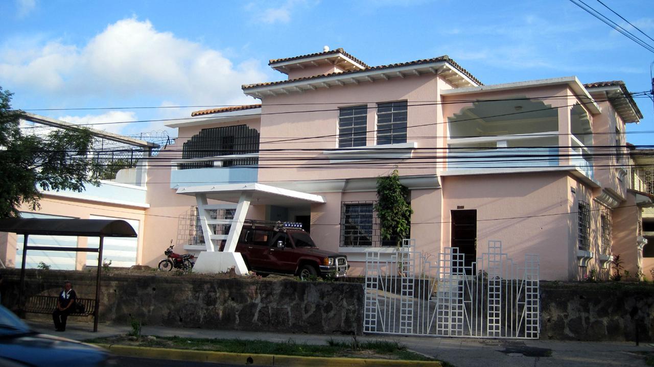 Hostal Cumbres Del Volcan Flor Blanca San Salvador Exteriör bild